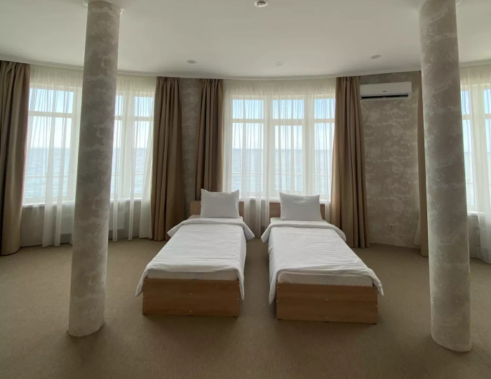 Апартаменты 2-местный 2-комнатный с террасой - Парк-отель «Кавказ» Гагра