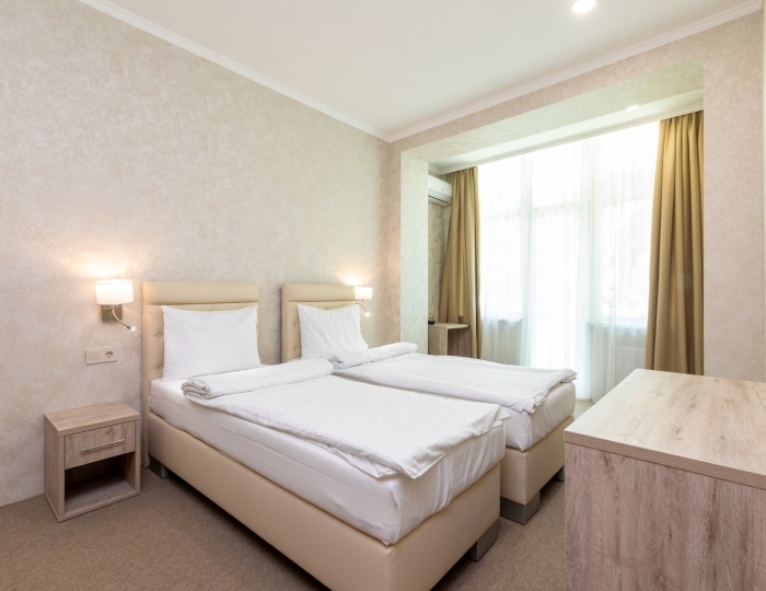 Делюкс 2-местный 2-комнатный с балконом море - Парк-отель «Кавказ» Гагра