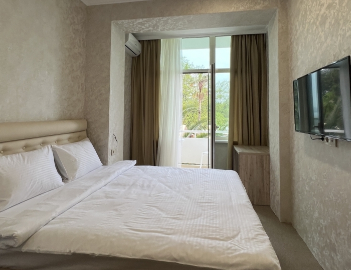 Стандарт 2-местный 1-комнтный с балконом вид на Гагру - Парк-отель «Кавказ» Гагра