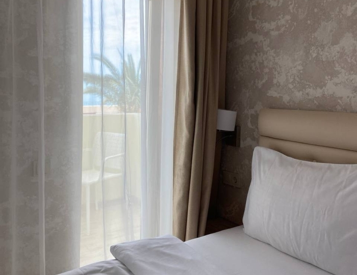 Улучшенный 2-местный 1-комнатный Стандарт с балконом море - Парк-отель «Кавказ» Гагра