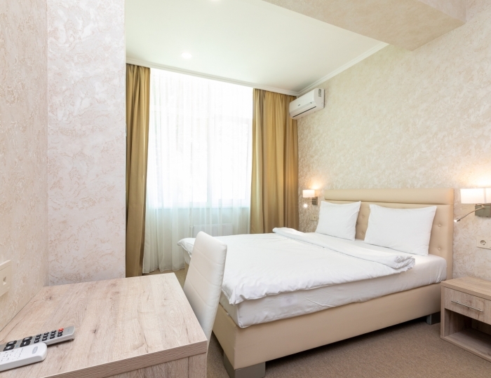 Семейный 2-местный 2-комнатный без балкона вид на парк - Парк-отель «Кавказ» Гагра