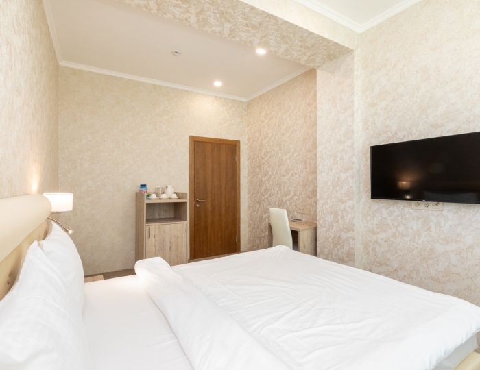 Семейный 2-местный 2-комнатный без балкона вид на парк - Парк-отель «Кавказ» Гагра